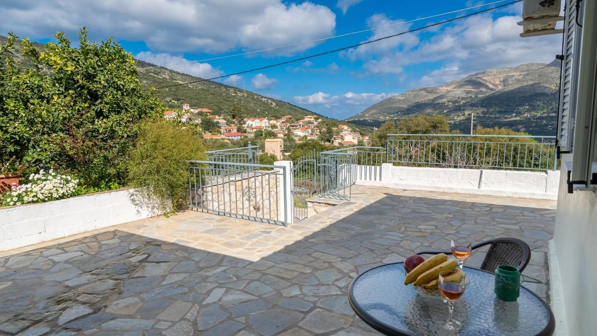 Dellaporta'S Cottage Makriotika