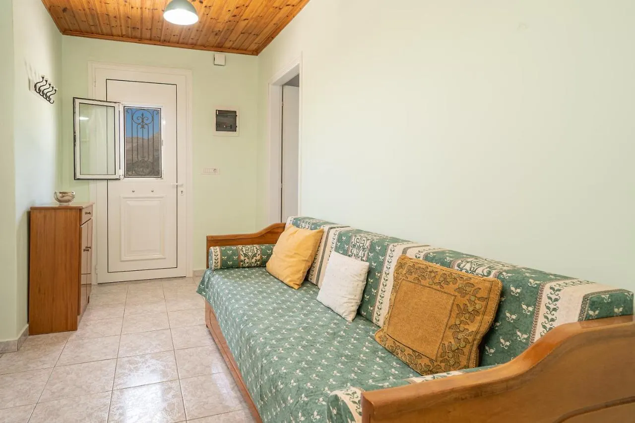 Dellaporta'S Cottage Makriotika Vila