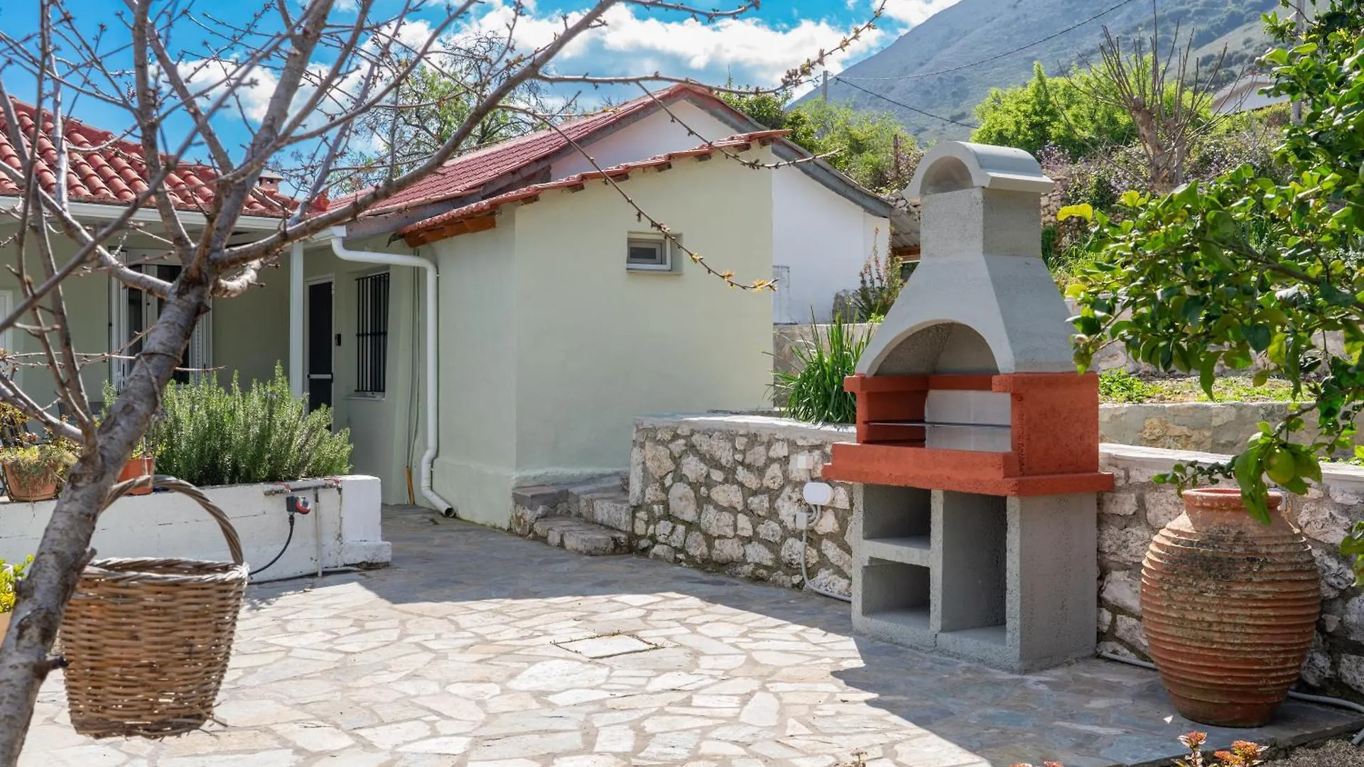 Dellaporta'S Cottage Makriotika Vila